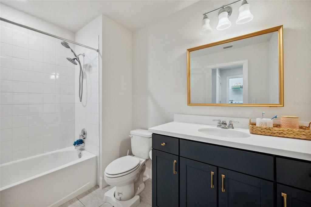 For Sale: $589,000 (5 beds, 3 baths, 2470 Square Feet)