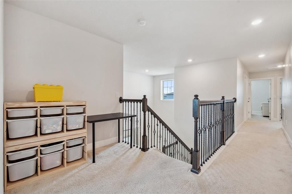 For Sale: $589,000 (5 beds, 3 baths, 2470 Square Feet)