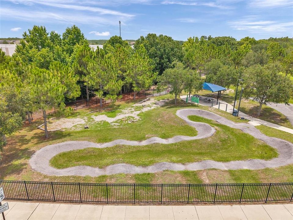 For Sale: $589,000 (5 beds, 3 baths, 2470 Square Feet)