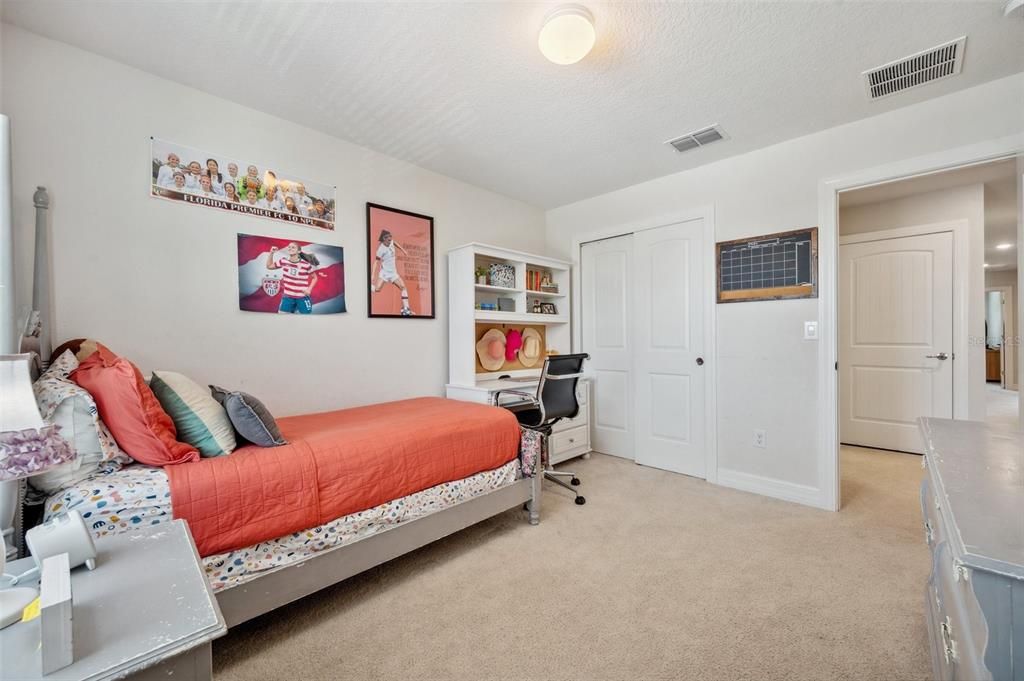 For Sale: $589,000 (5 beds, 3 baths, 2470 Square Feet)