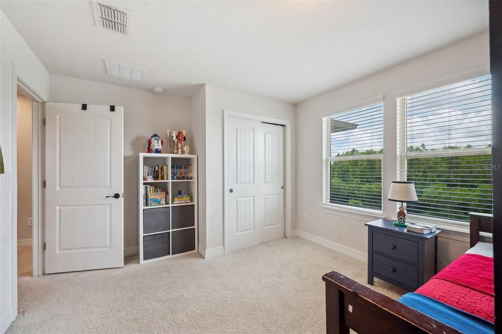 For Sale: $589,000 (5 beds, 3 baths, 2470 Square Feet)
