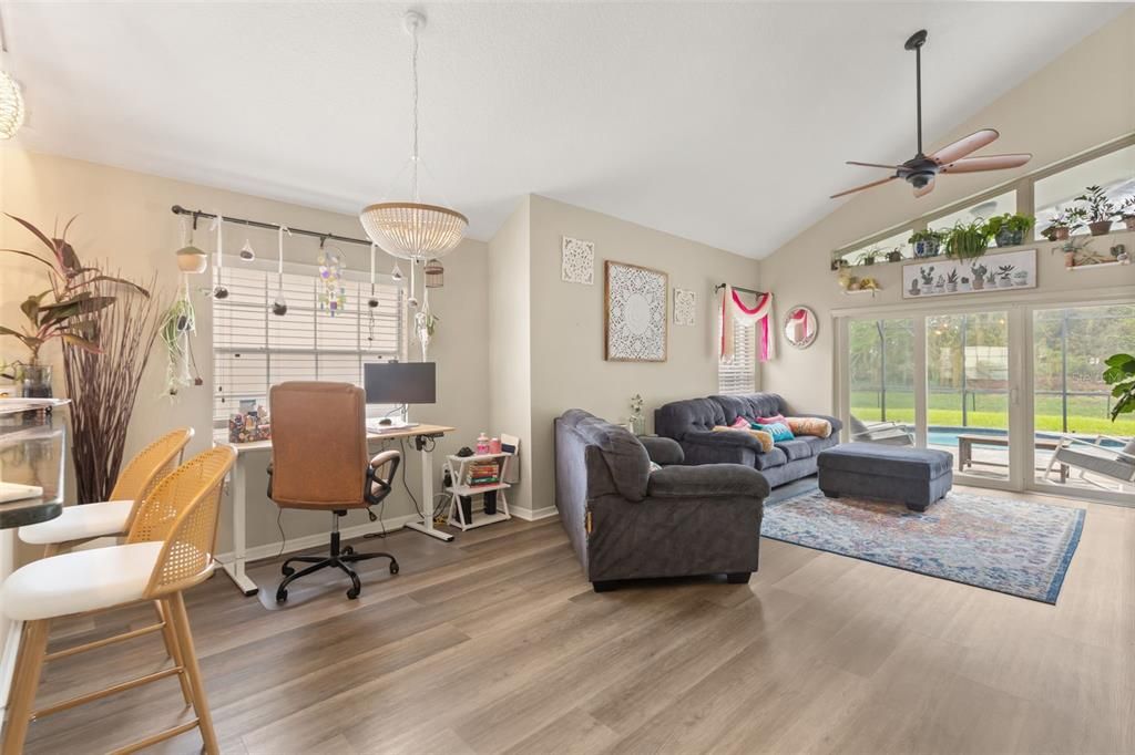 For Sale: $475,000 (3 beds, 2 baths, 1962 Square Feet)