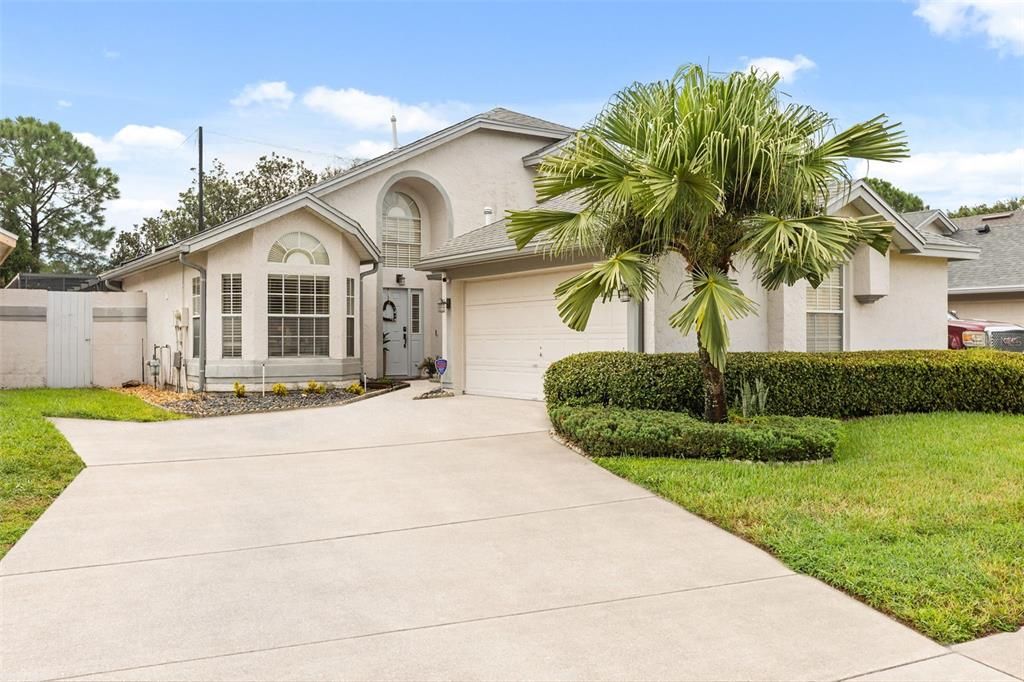 For Sale: $475,000 (3 beds, 2 baths, 1962 Square Feet)