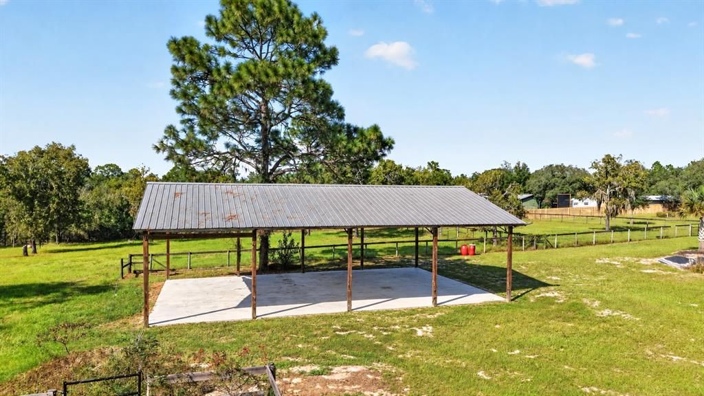 For Sale: $1,100,000 (5 beds, 4 baths, 4463 Square Feet)