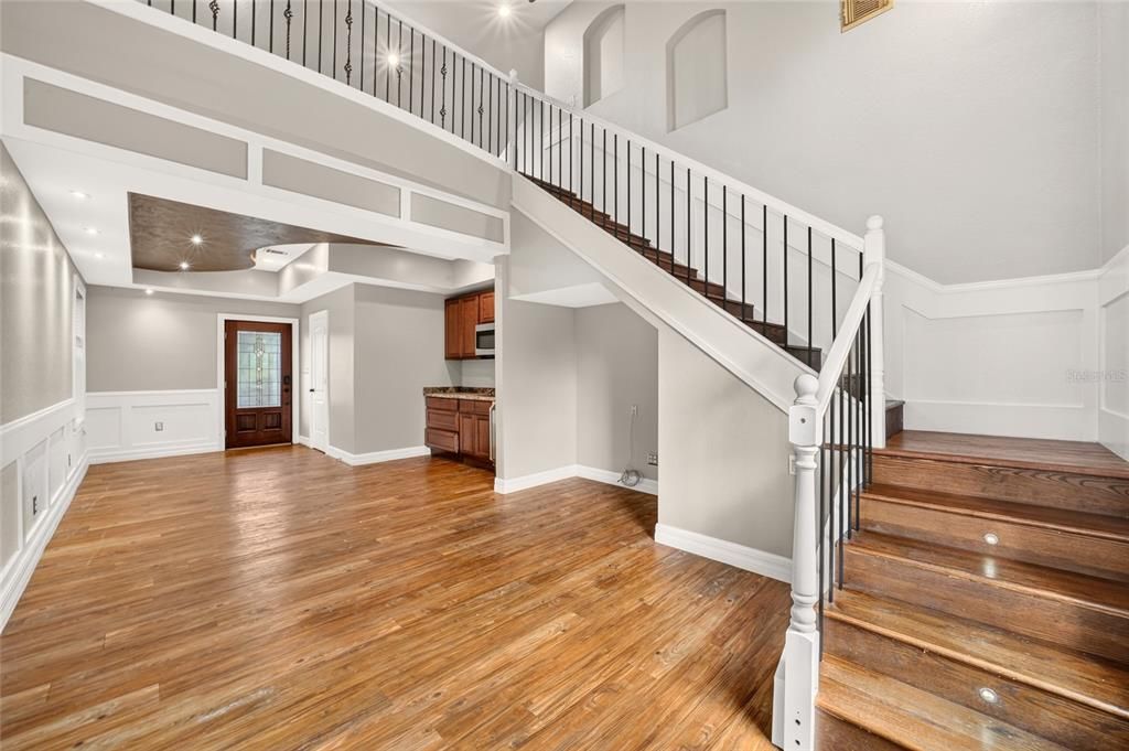 For Sale: $1,100,000 (5 beds, 4 baths, 4463 Square Feet)