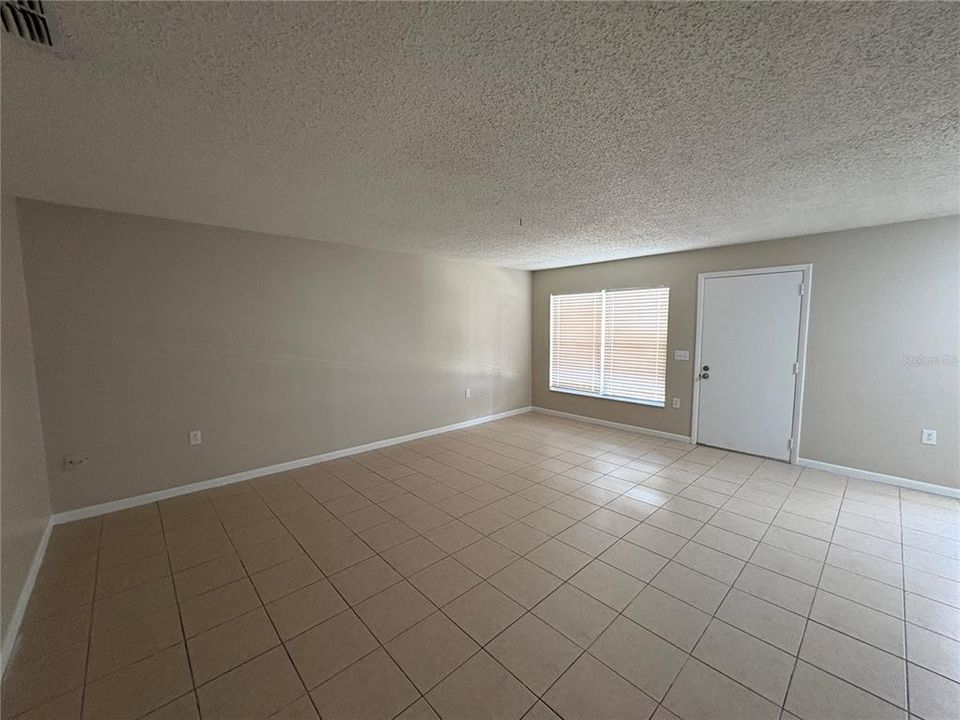 В аренду: $1,495 (2 спален, 2 ванн, 976 Квадратных фут)