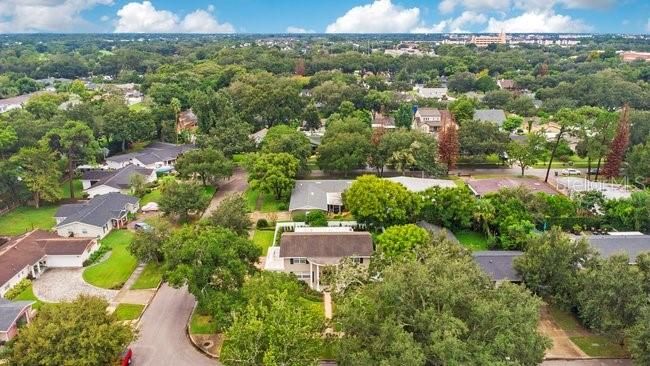 For Sale: $925,000 (4 beds, 2 baths, 2578 Square Feet)
