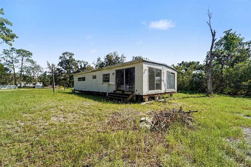 En Venta: $225,000 (1.02 acres)