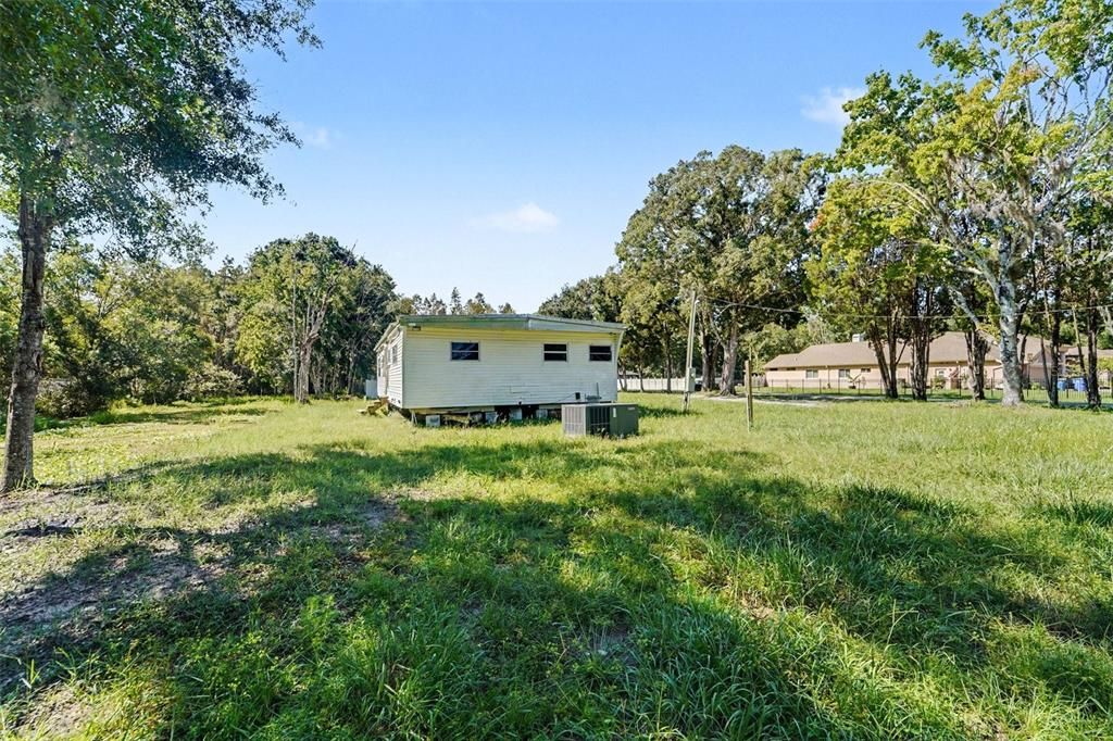 En Venta: $225,000 (1.02 acres)