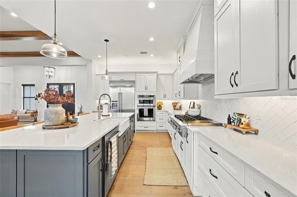 For Sale: $1,924,999 (4 beds, 3 baths, 3789 Square Feet)