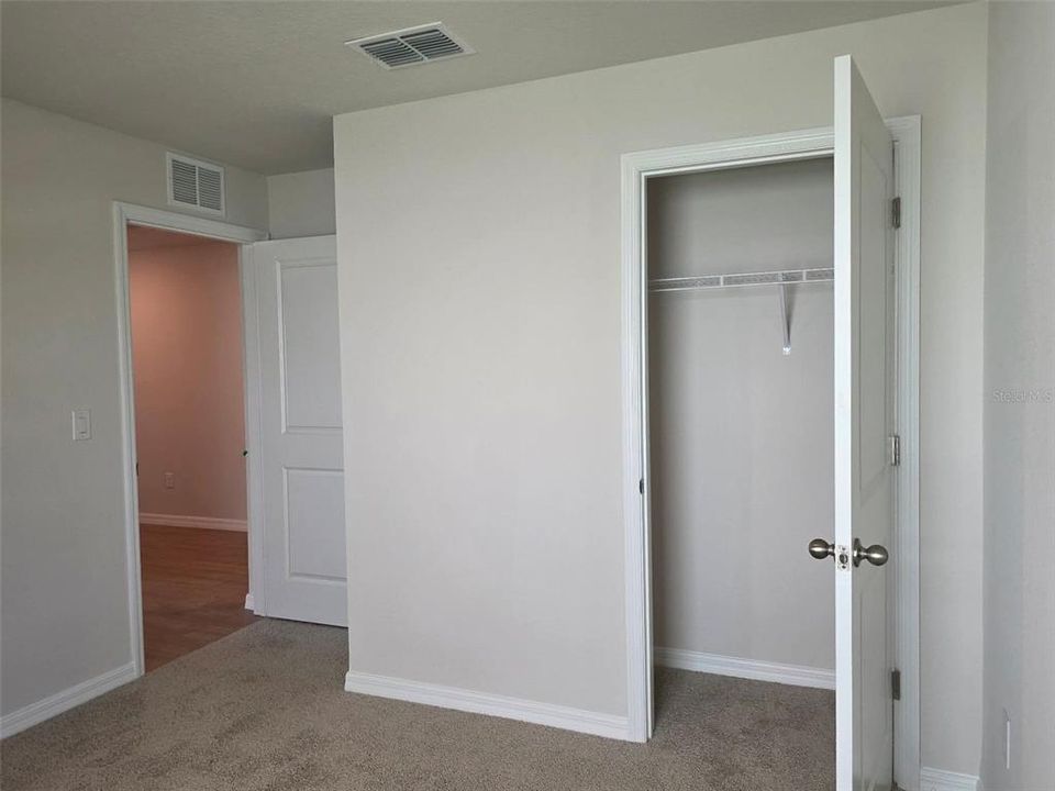For Rent: $2,600 (4 beds, 2 baths, 1828 Square Feet)
