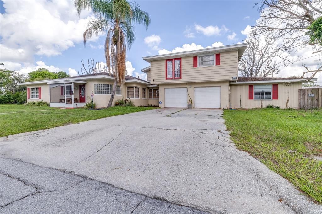 For Sale: $460,000 (4 beds, 4 baths, 3408 Square Feet)