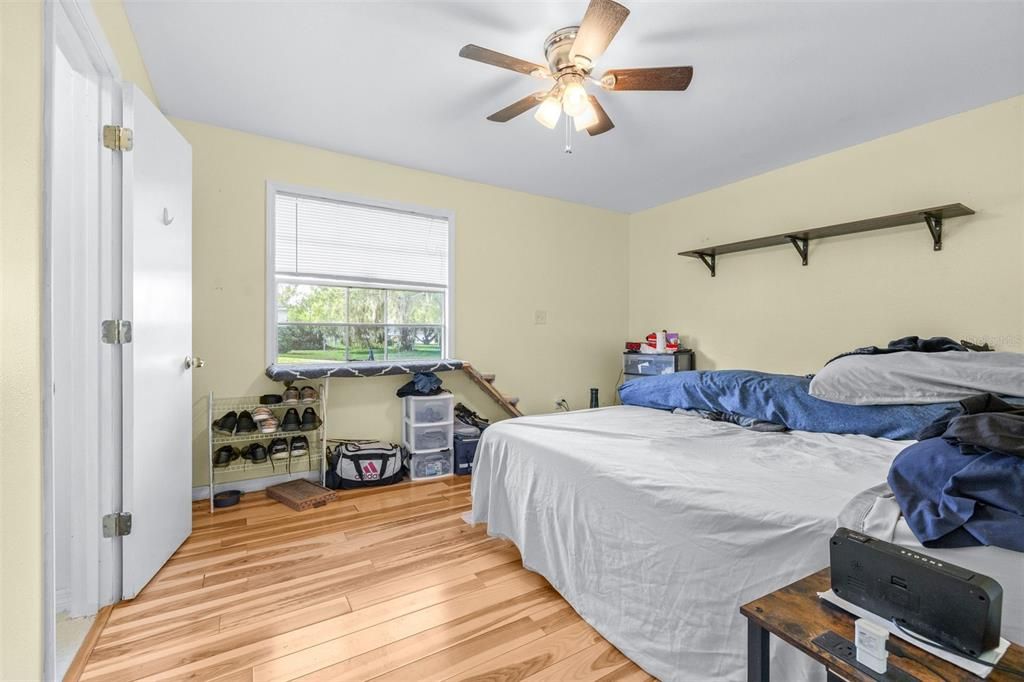 For Sale: $460,000 (4 beds, 4 baths, 3408 Square Feet)
