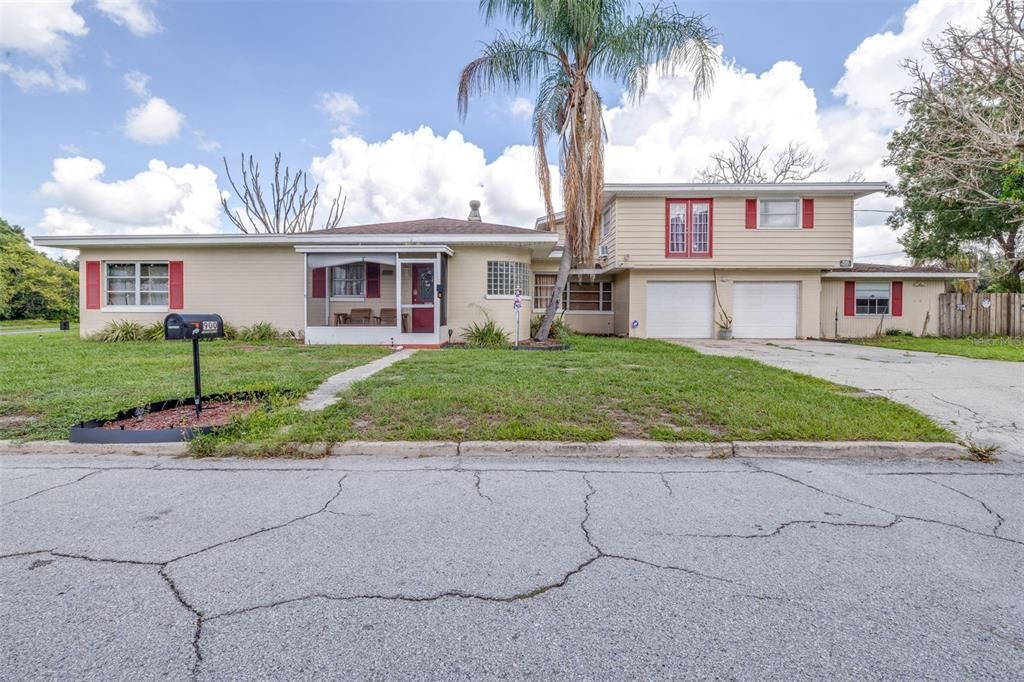 For Sale: $460,000 (4 beds, 4 baths, 3408 Square Feet)