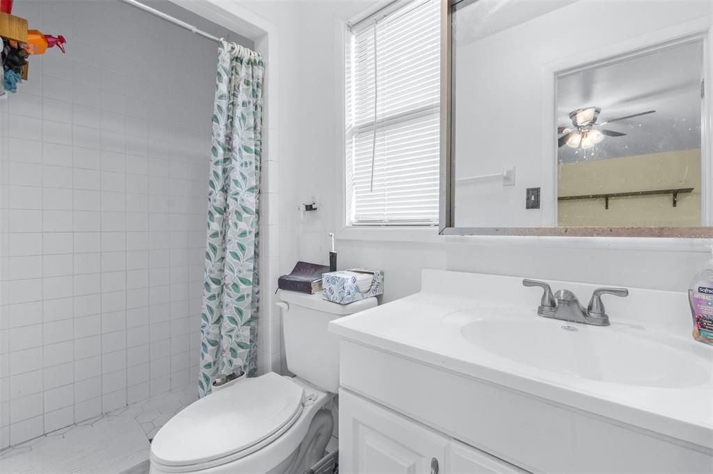 For Sale: $460,000 (4 beds, 4 baths, 3408 Square Feet)
