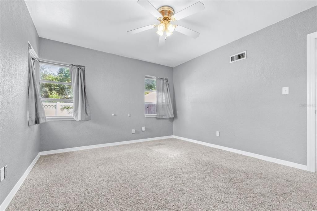 For Sale: $460,000 (4 beds, 4 baths, 3408 Square Feet)