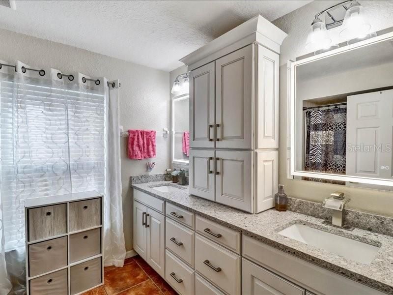 For Sale: $507,000 (4 beds, 2 baths, 2375 Square Feet)