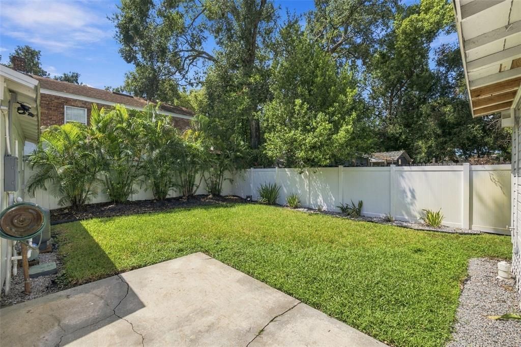 En Venta: $649,999 (3 camas, 4 baños, 1496 Pies cuadrados)