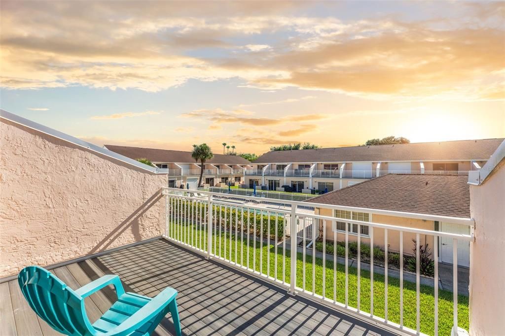 For Sale: $324,900 (2 beds, 2 baths, 1400 Square Feet)