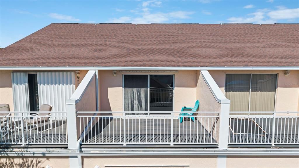 For Sale: $324,900 (2 beds, 2 baths, 1400 Square Feet)