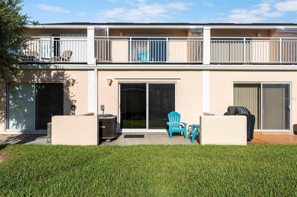 For Sale: $324,900 (2 beds, 2 baths, 1400 Square Feet)
