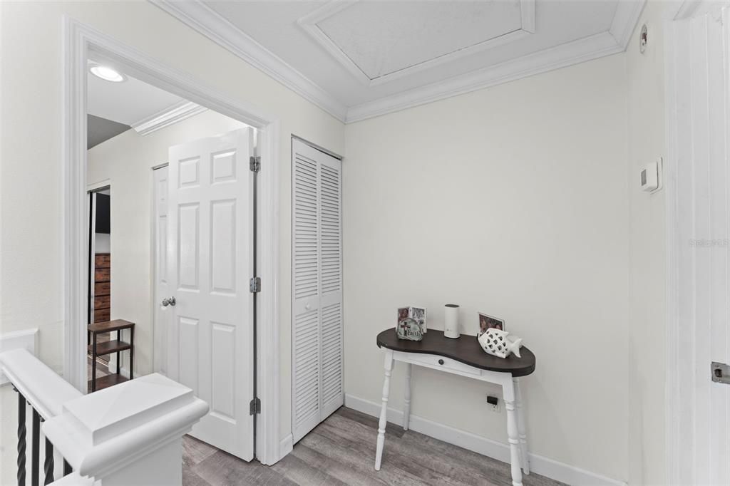 For Sale: $324,900 (2 beds, 2 baths, 1400 Square Feet)