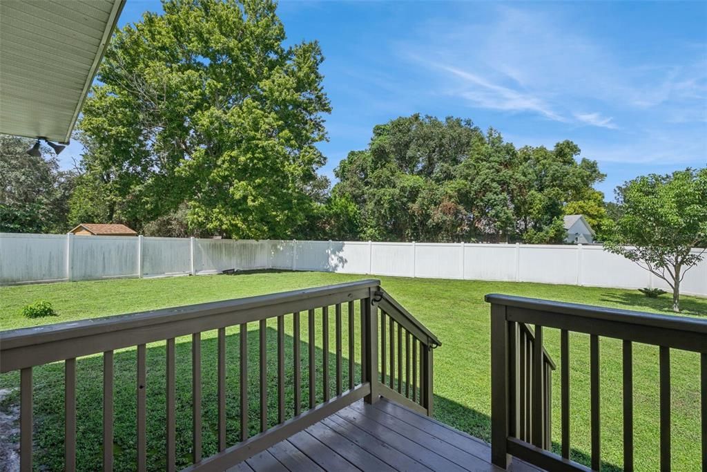 En Venta: $375,000 (4 camas, 2 baños, 2201 Pies cuadrados)