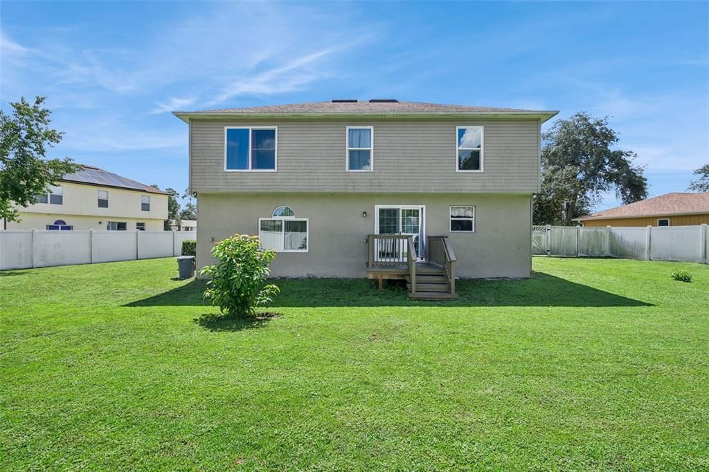 En Venta: $375,000 (4 camas, 2 baños, 2201 Pies cuadrados)