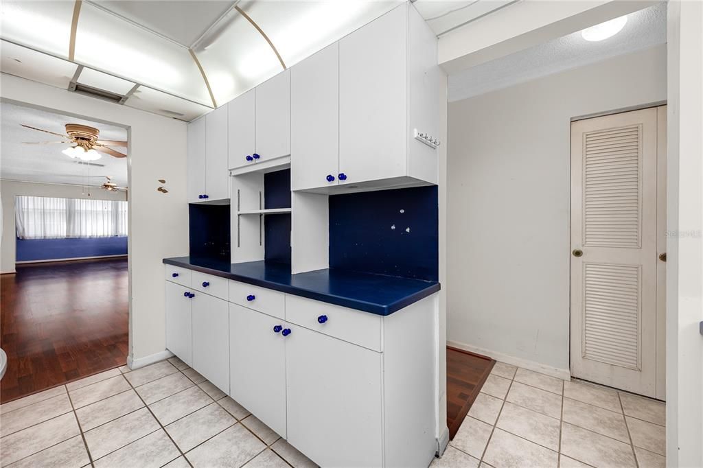 На продажу: $195,000 (2 спален, 2 ванн, 1250 Квадратных фут)