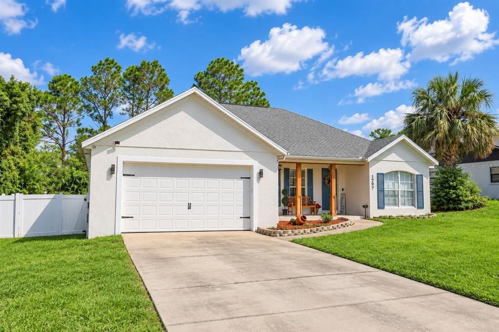 For Sale: $353,000 (4 beds, 2 baths, 1640 Square Feet)