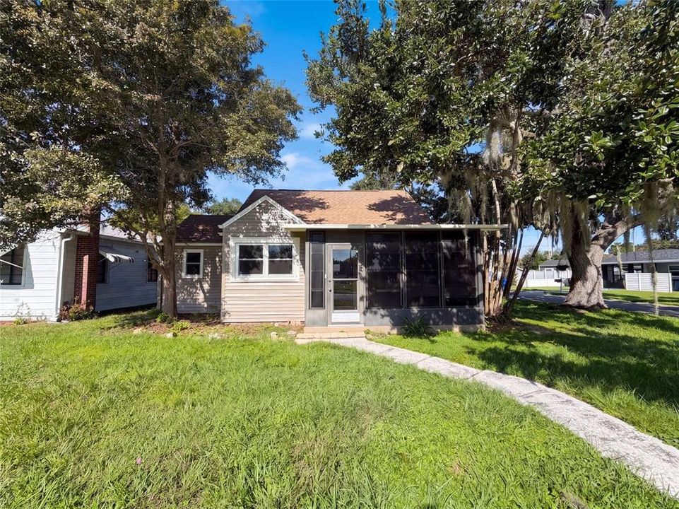En Venta: $290,000 (3 camas, 2 baños, 1060 Pies cuadrados)