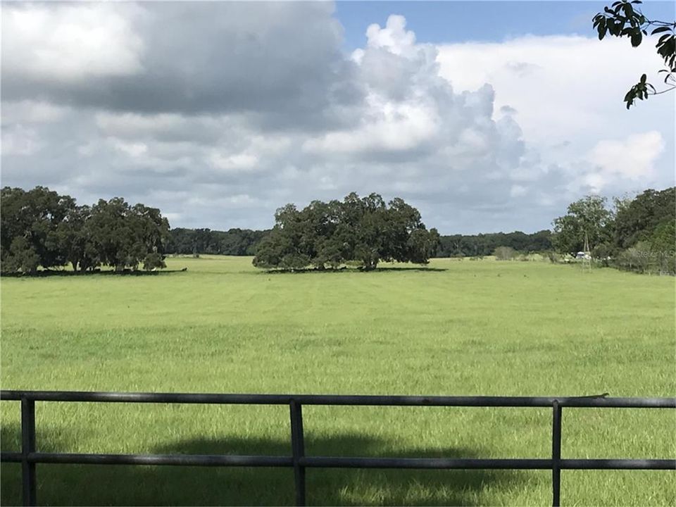 最近售出: $960,000 (48.17 acres)