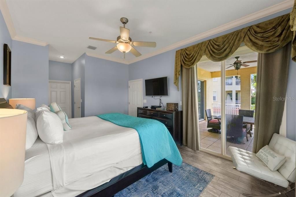 En Venta: $696,000 (3 camas, 2 baños, 1859 Pies cuadrados)