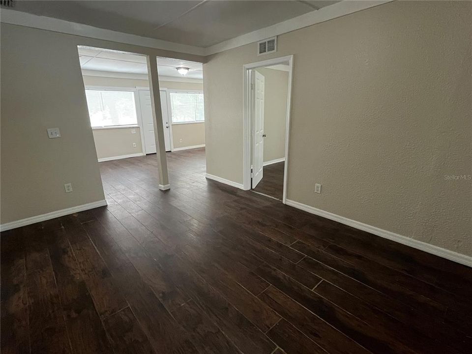 En Renta: $1,699 (4 camas, 1 baños, 1456 Pies cuadrados)