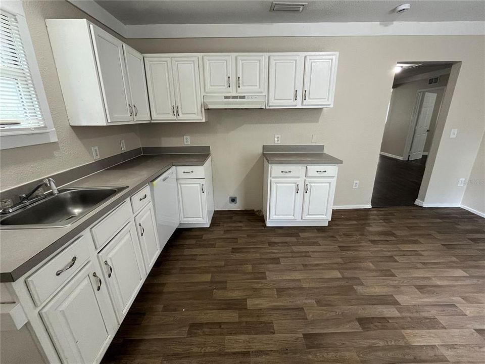 En Renta: $1,699 (4 camas, 1 baños, 1456 Pies cuadrados)