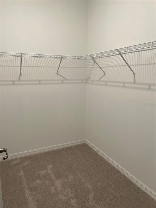 For Rent: $2,500 (4 beds, 3 baths, 2035 Square Feet)