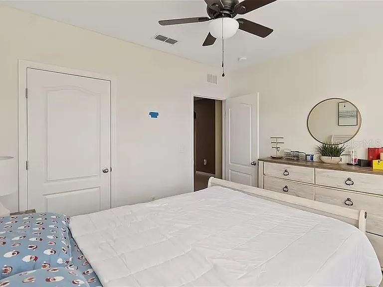 В аренду: $2,250 (3 спален, 2 ванн, 1711 Квадратных фут)