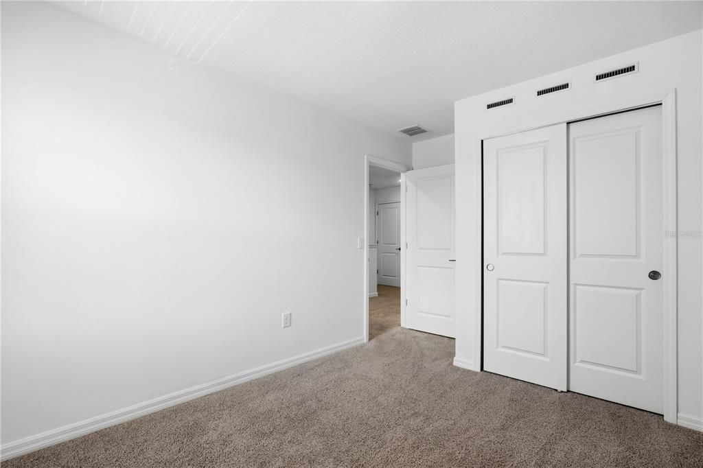 For Rent: $2,000 (3 beds, 2 baths, 1663 Square Feet)