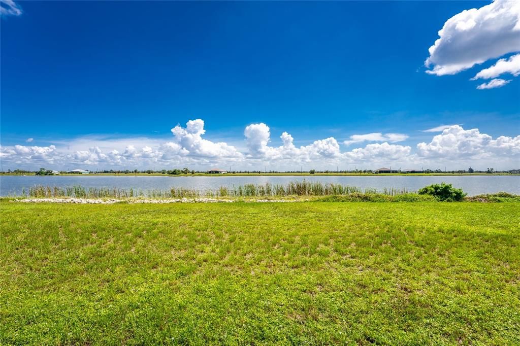 На продажу: $90,000 (0.41 acres)