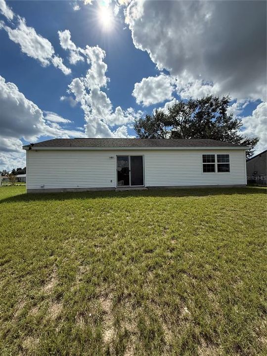 For Rent: $1,500 (2 beds, 1 baths, 901 Square Feet)