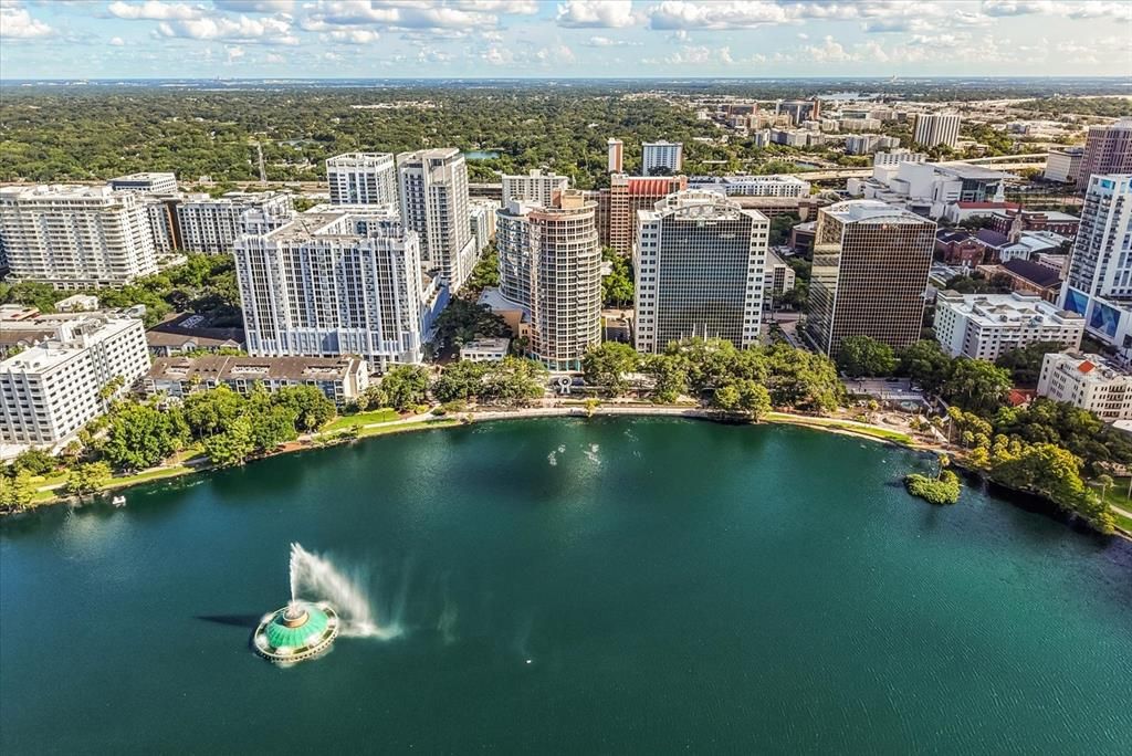 For Rent: $2,300 (2 beds, 2 baths, 1187 Square Feet)