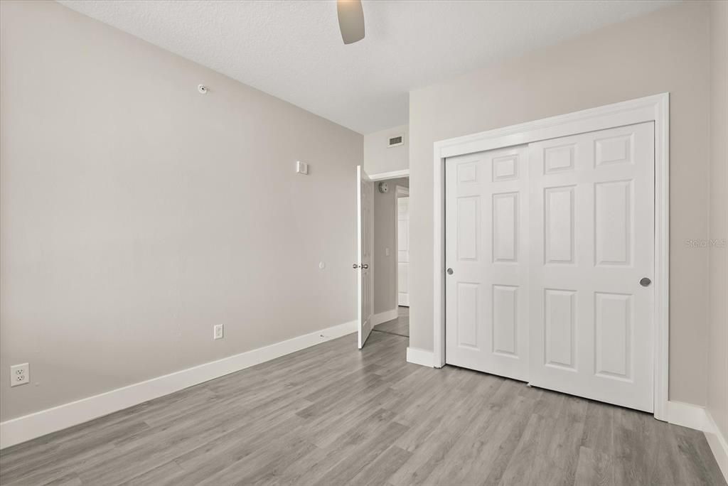 For Rent: $2,300 (2 beds, 2 baths, 1187 Square Feet)