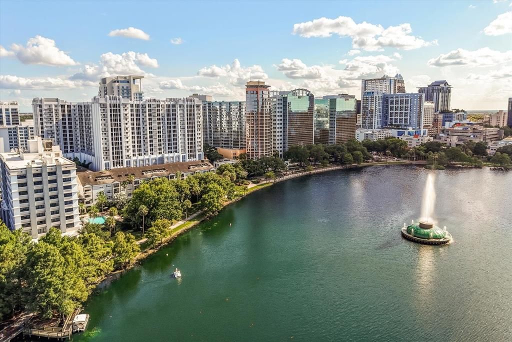 For Rent: $2,300 (2 beds, 2 baths, 1187 Square Feet)