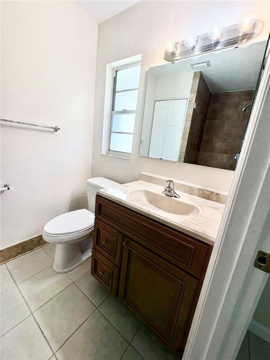 For Rent: $1,695 (3 beds, 2 baths, 1090 Square Feet)