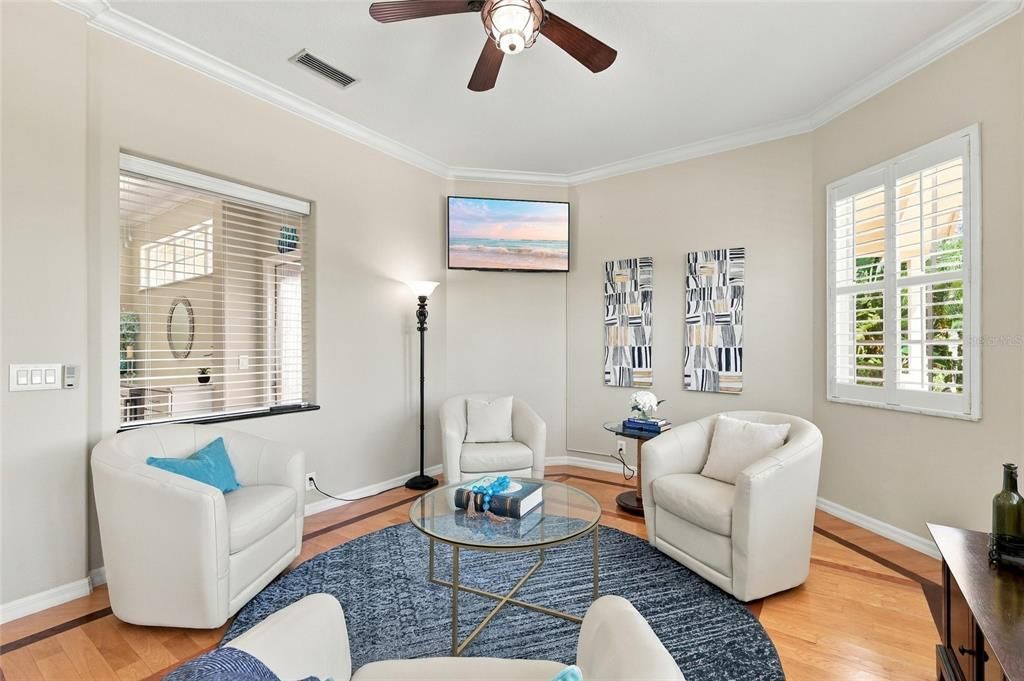 For Sale: $889,000 (3 beds, 2 baths, 2347 Square Feet)