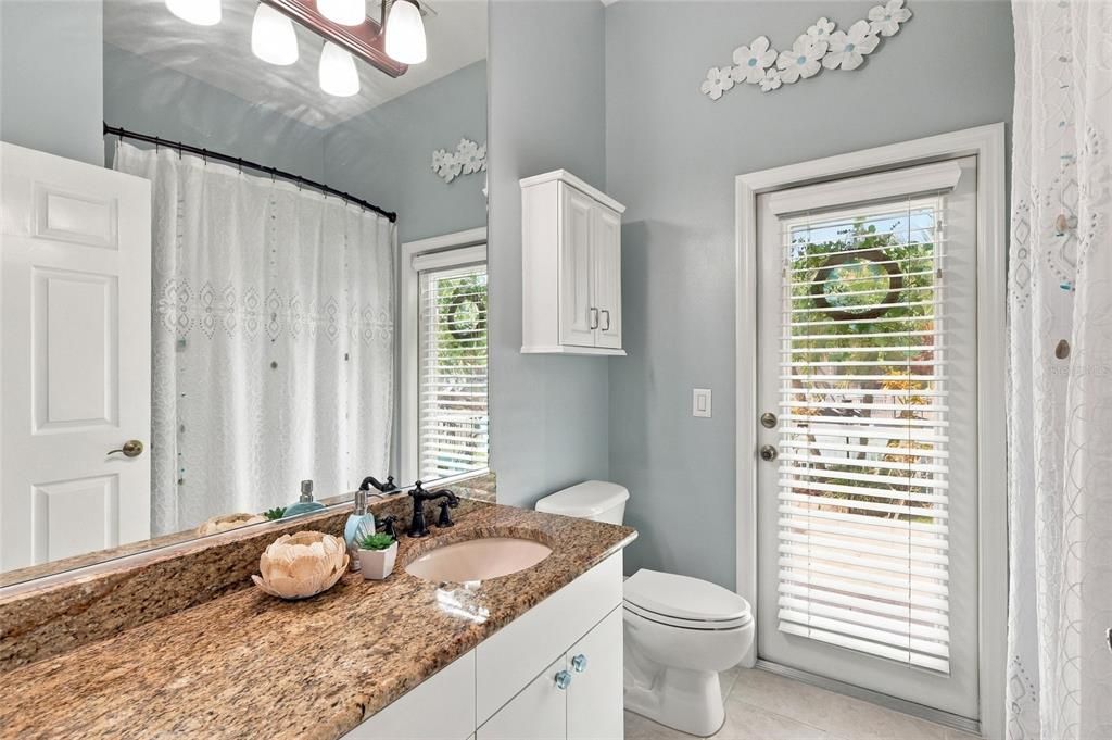 For Sale: $889,000 (3 beds, 2 baths, 2347 Square Feet)