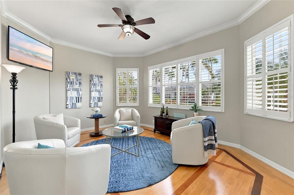 For Sale: $889,000 (3 beds, 2 baths, 2347 Square Feet)