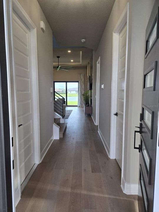 En Venta: $989,000 (3 camas, 3 baños, 2504 Pies cuadrados)