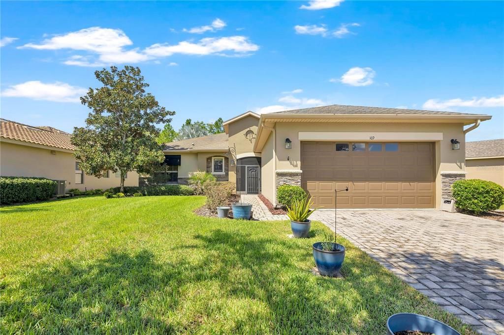 For Sale: $345,000 (2 beds, 2 baths, 1673 Square Feet)