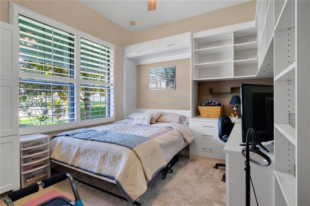For Sale: $345,000 (2 beds, 2 baths, 1673 Square Feet)